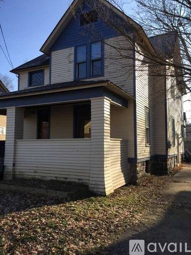 Main picture of 733 Axtell St