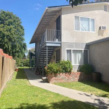 Main picture of 1147 W Hamilton Ave