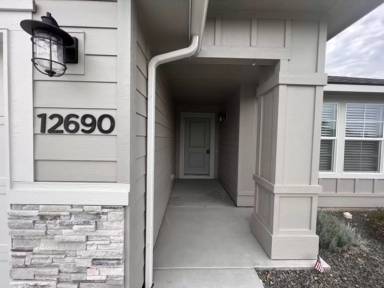 Main picture of 12690 W Fig Ct