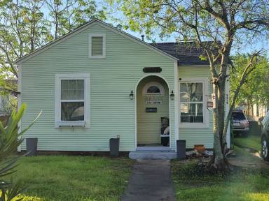 Main picture of 5319 Avenue O