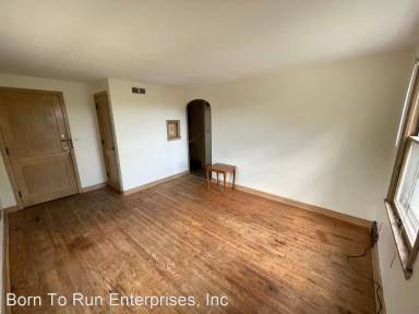 Main picture of 304 Washington St