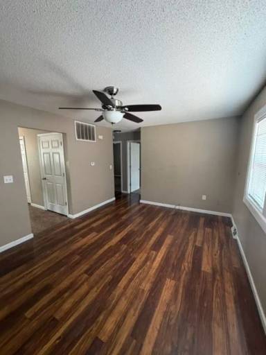 Main picture of 405 S MAIN - A