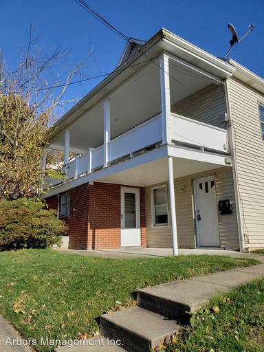 Main picture of 528 McNary St