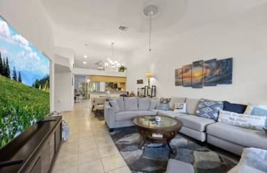Main picture of 25727 Lake Amelia Way