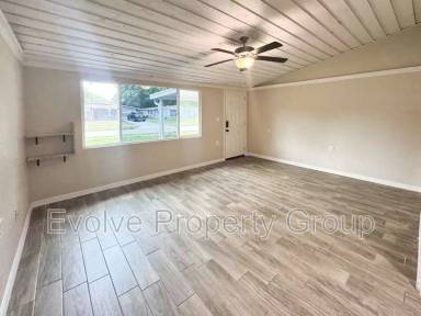 Main picture of 1921 S Summerlin Ave
