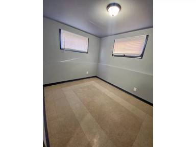 Main picture of 4821 Boyd St