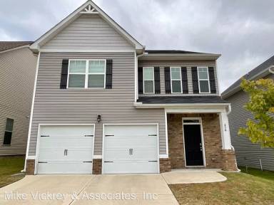 Main picture of 206 Claudia Dr