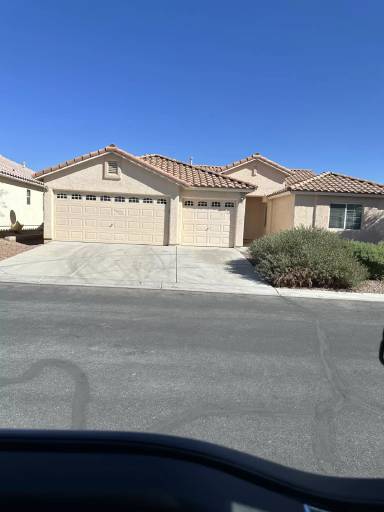 Main picture of 6220 Farica St