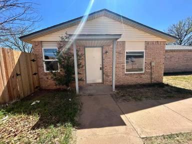 Main picture of 9603 Elmwood Ave