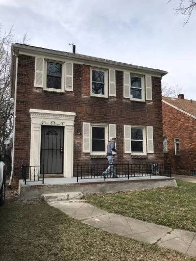 Main picture of 13359 Corbett St