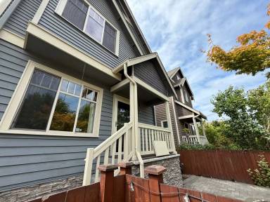 Main picture of 805 N 49th St