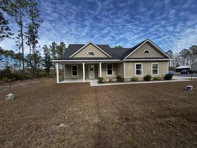 Main picture of 260 Peewee Dr