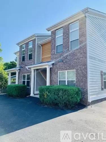 Main picture of 105 Riverwood Ave
