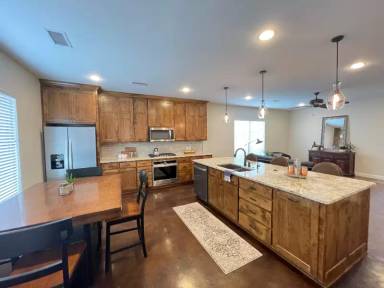 Main picture of 1214 Milltown Rd