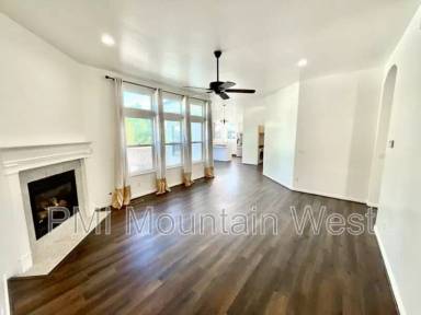 Main picture of 2815 W 1375 N
