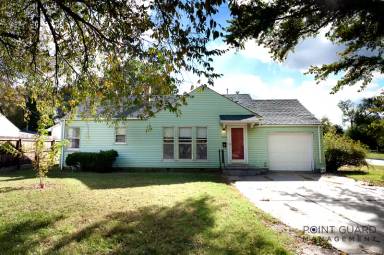 Main picture of 4001 E Bellaire St