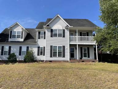 Main picture of 61 Scranton Ct