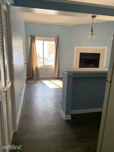 Main picture of 1948 E Ocean View Ave
