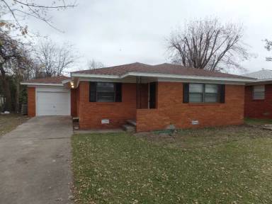 Main picture of 708 W 20th St
