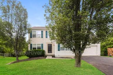 Main picture of 1697 Riverwood Trl