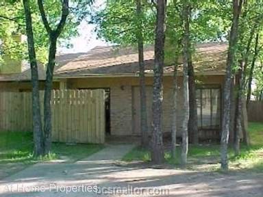 Main picture of 2830 Forest Bnd