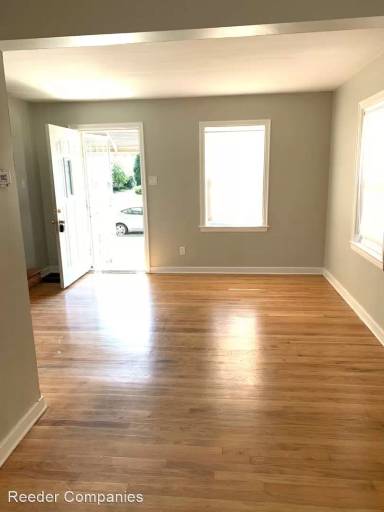 Main picture of 725 169th St