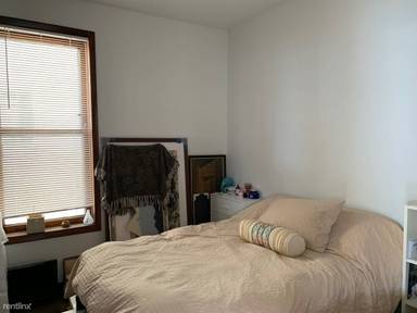 Main picture of 4442 N Kimball Ave