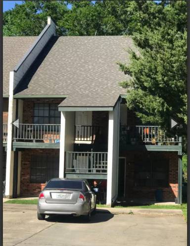 Main picture of 118 N Meyers Dr