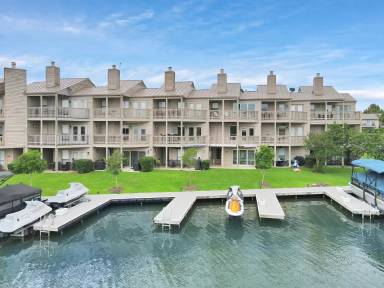 Main picture of 604 Port