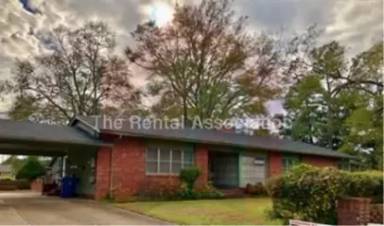 Main picture of 112 E Carolina Ave