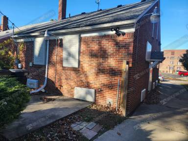 Main picture of 6405 London St