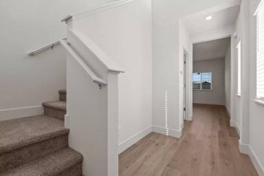 Main picture of 1784 Biotite Way