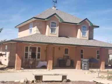 Main picture of 100 Bauer Ave