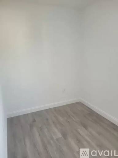 Main picture of 37 Main St