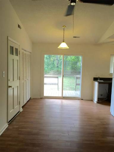 Main picture of 7700 Park Vista Cir