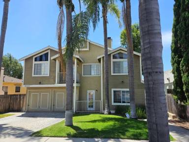 Main picture of 4352 Arizona St