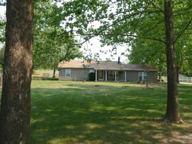 Main picture of 20641 SE 29th St