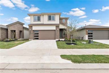 Main picture of 964 Lady Bird Ln
