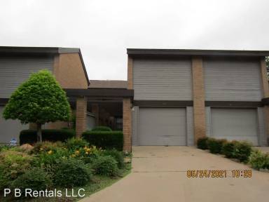 Main picture of 457 NW Chimney Creek Dr