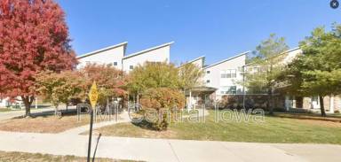 Main picture of 301 SE 11th St, Unit 402