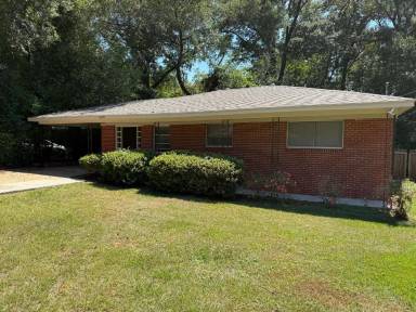 Main picture of 5429 Norden Dr S