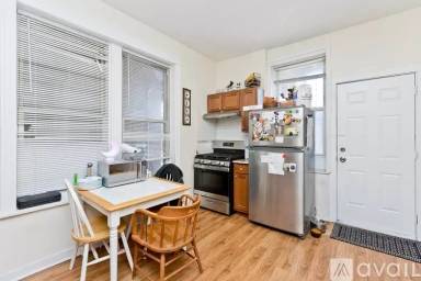 Main picture of 2910 S Wentworth Ave