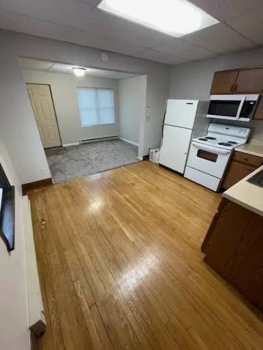 Main picture of 1110 College St N