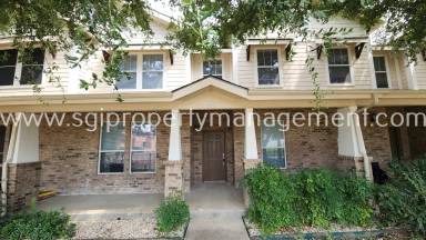 Main picture of 678 S Charles St