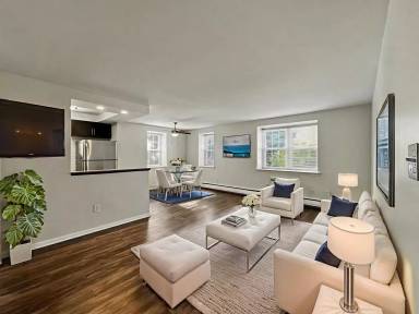 Main picture of 445 Old Lancaster Rd