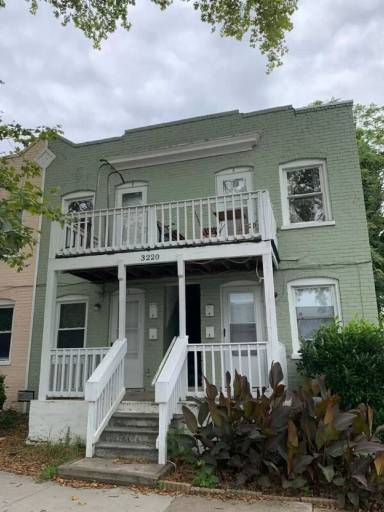Main picture of 3220 O St