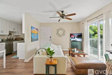 Main picture of 2020 Diamond St