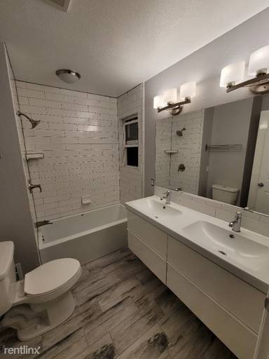 Main picture of 1482 Spring Valley Dr