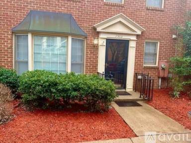 Main picture of 7903 Briar Villa Pl