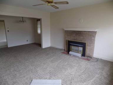 Main picture of 2024 Darrow Ave